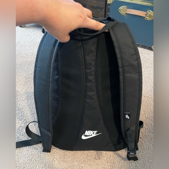 NIKE Sportswear Hayward Unisex Black Backpack - Picture 8 of 9